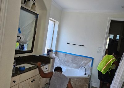 Interior Painting and Roofing Service Contractor
